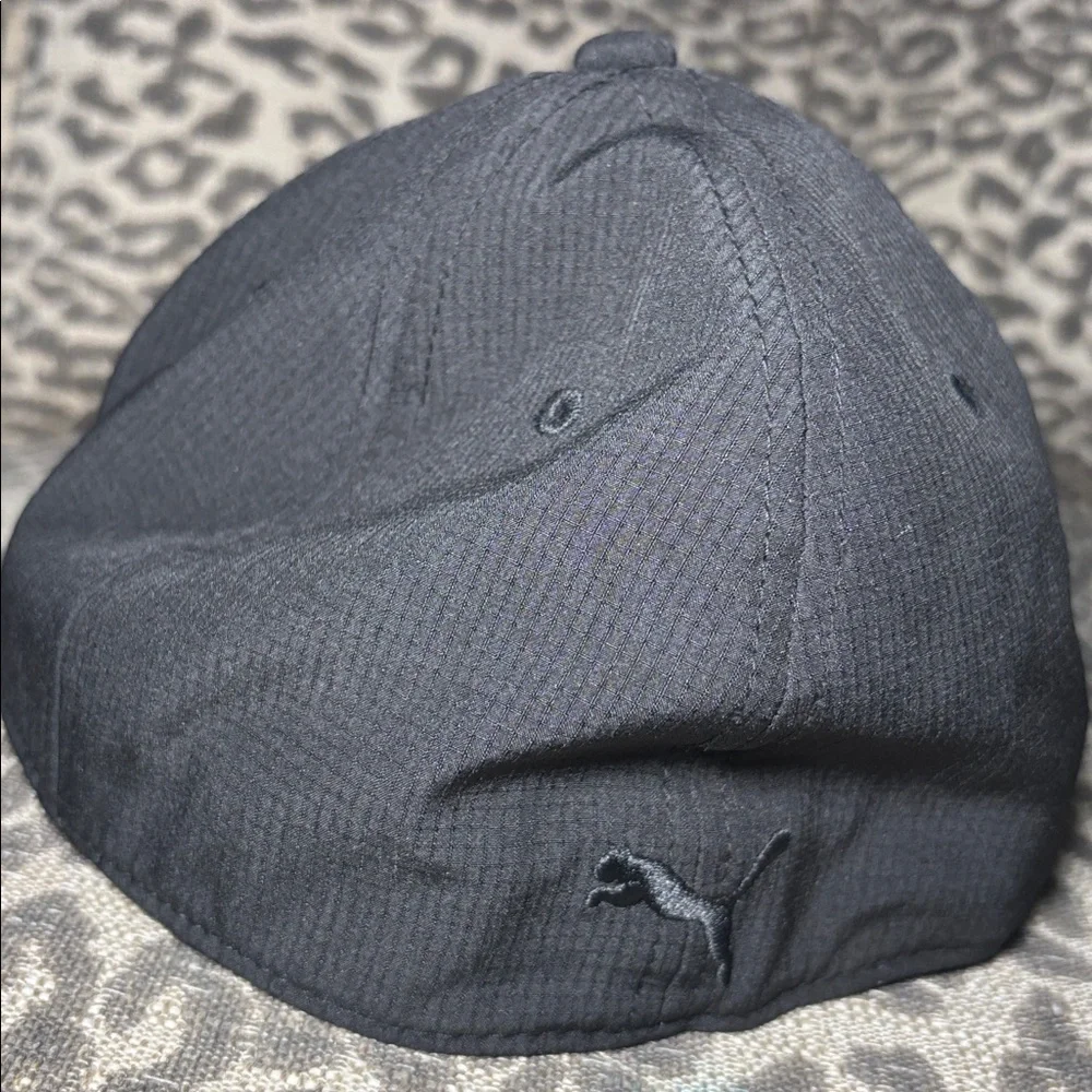 Puma black and gold logo ballcap stretch fit elastic hat fitted ballcap large/xl